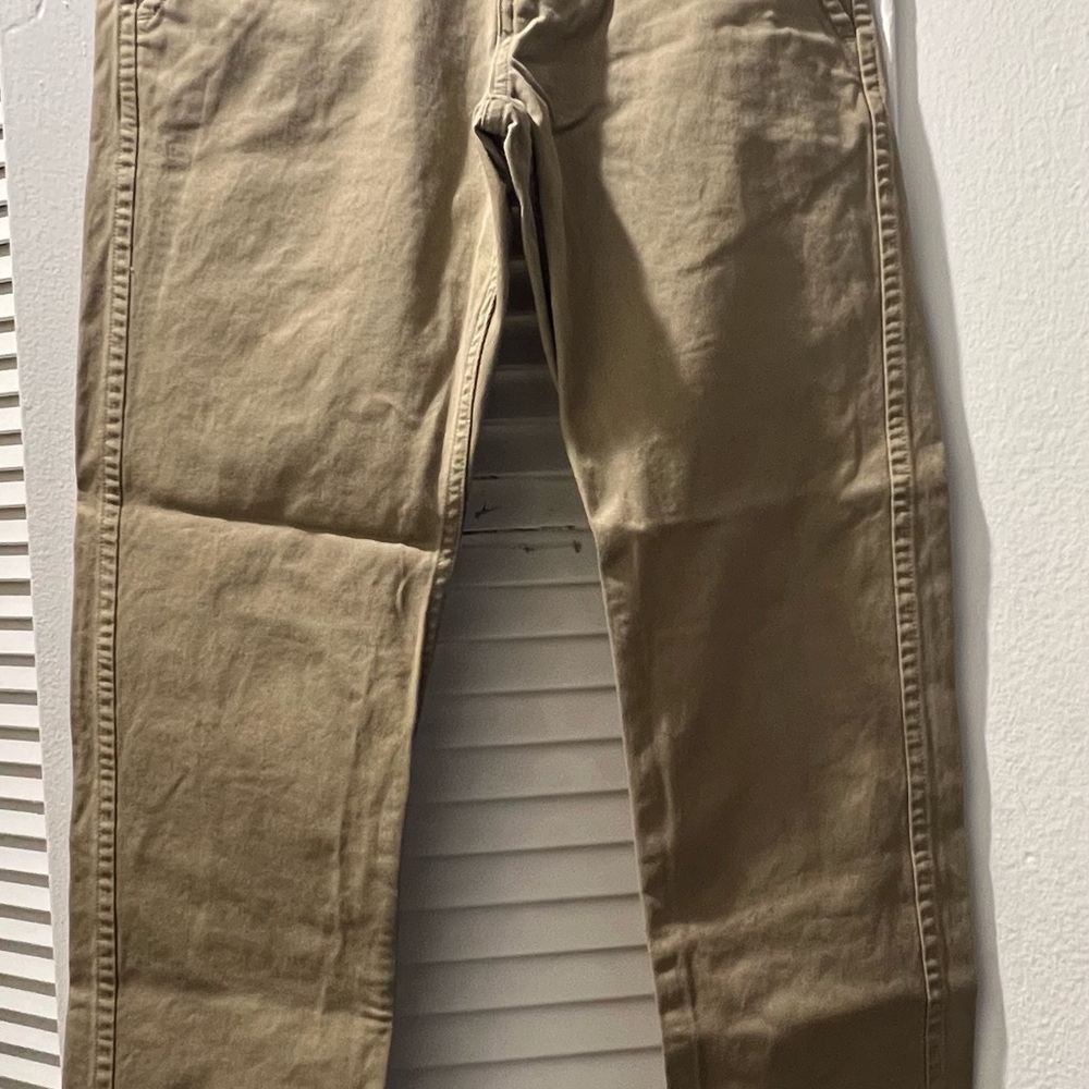 Dockers - Picture 2 of 2